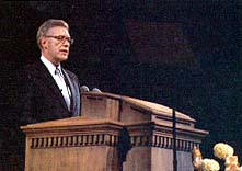 Bruce R. McConkie giving final Mormon testimony