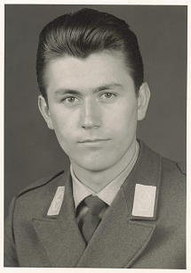 Dieter F. Uchtdorf Mormon German fighter pilot